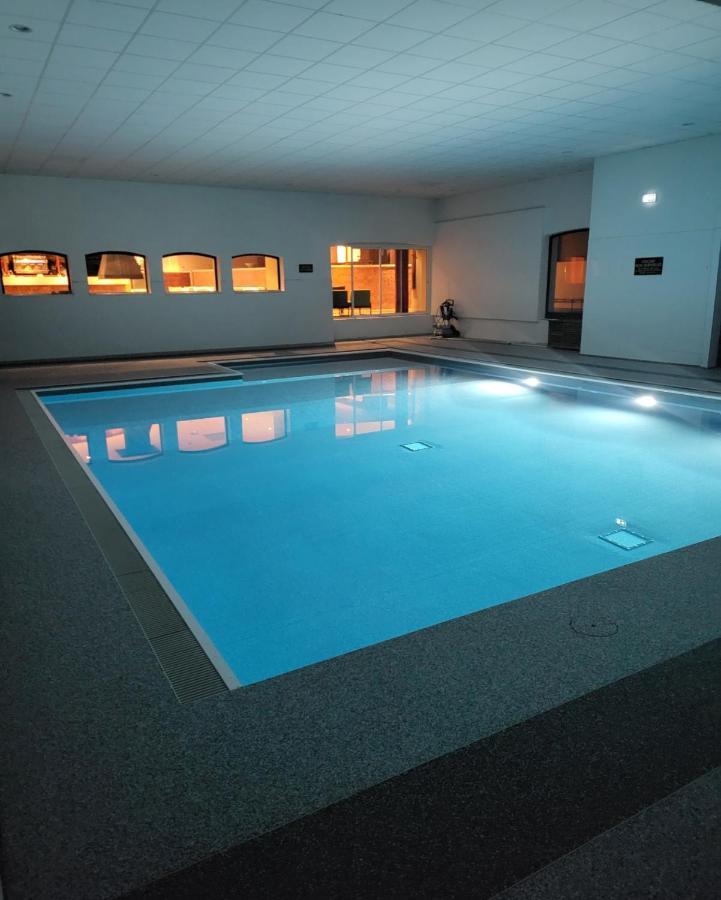 Causse Comtal Rodez, The Originals Relais Hotel