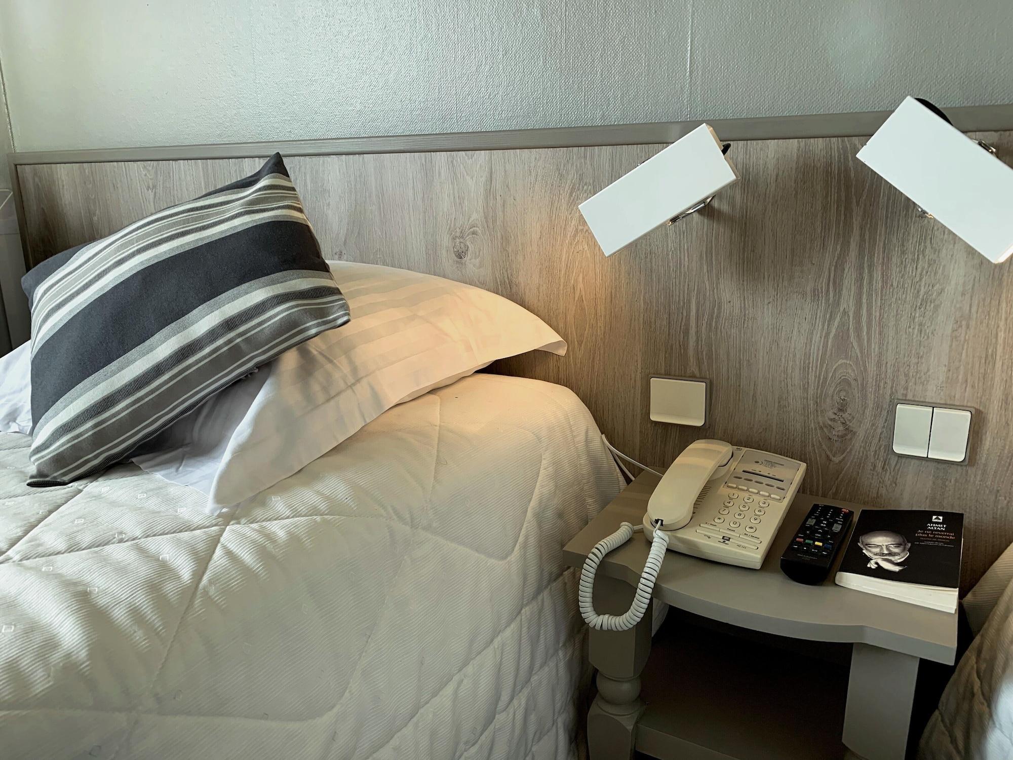 Causse Comtal Rodez, The Originals Relais Hotel